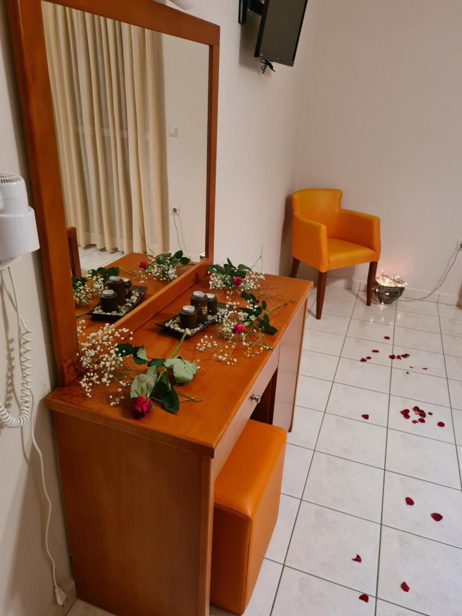 Manto Studios Tirós Eksteriør billede